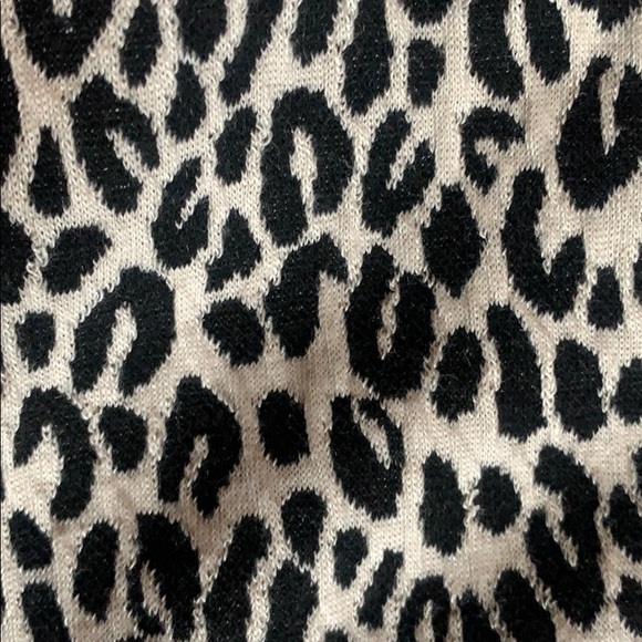 Animal print cropped jacket blazer 🦋 3 for $25 - Picture 3 of 5